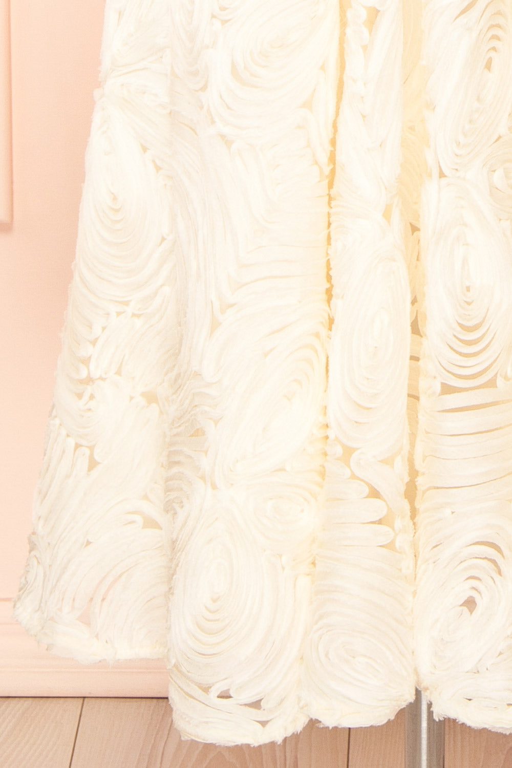 Samarah | Midi Ivory Dress with Swirling Textured Pattern