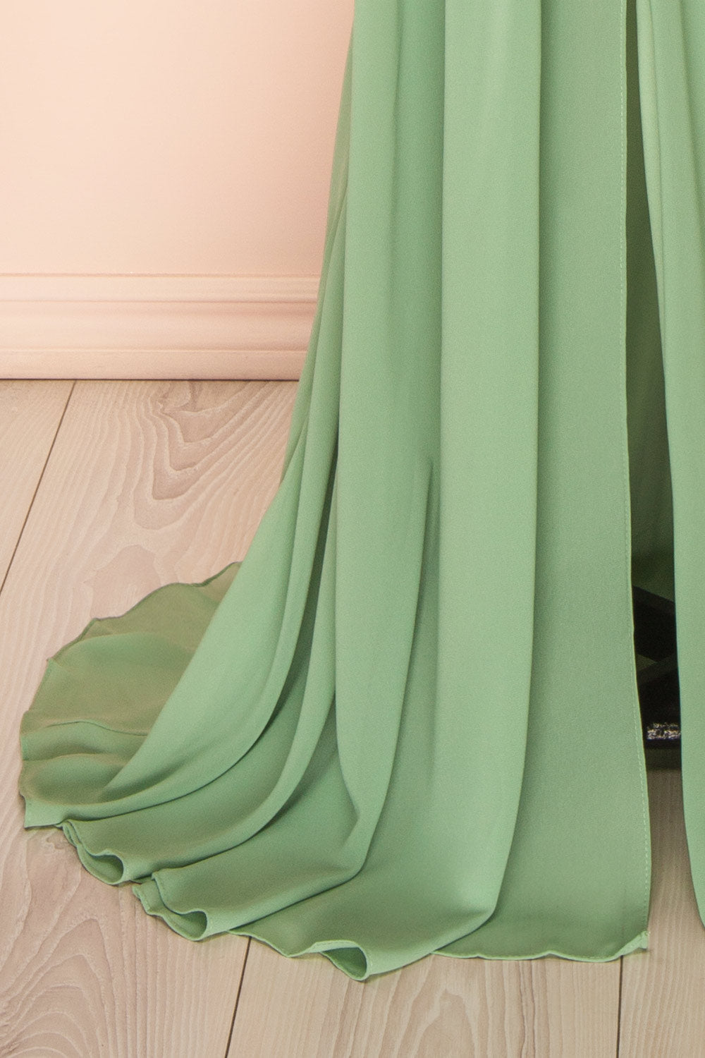 Tahina Sage | Chiffon Halter Neck Maxi Dress