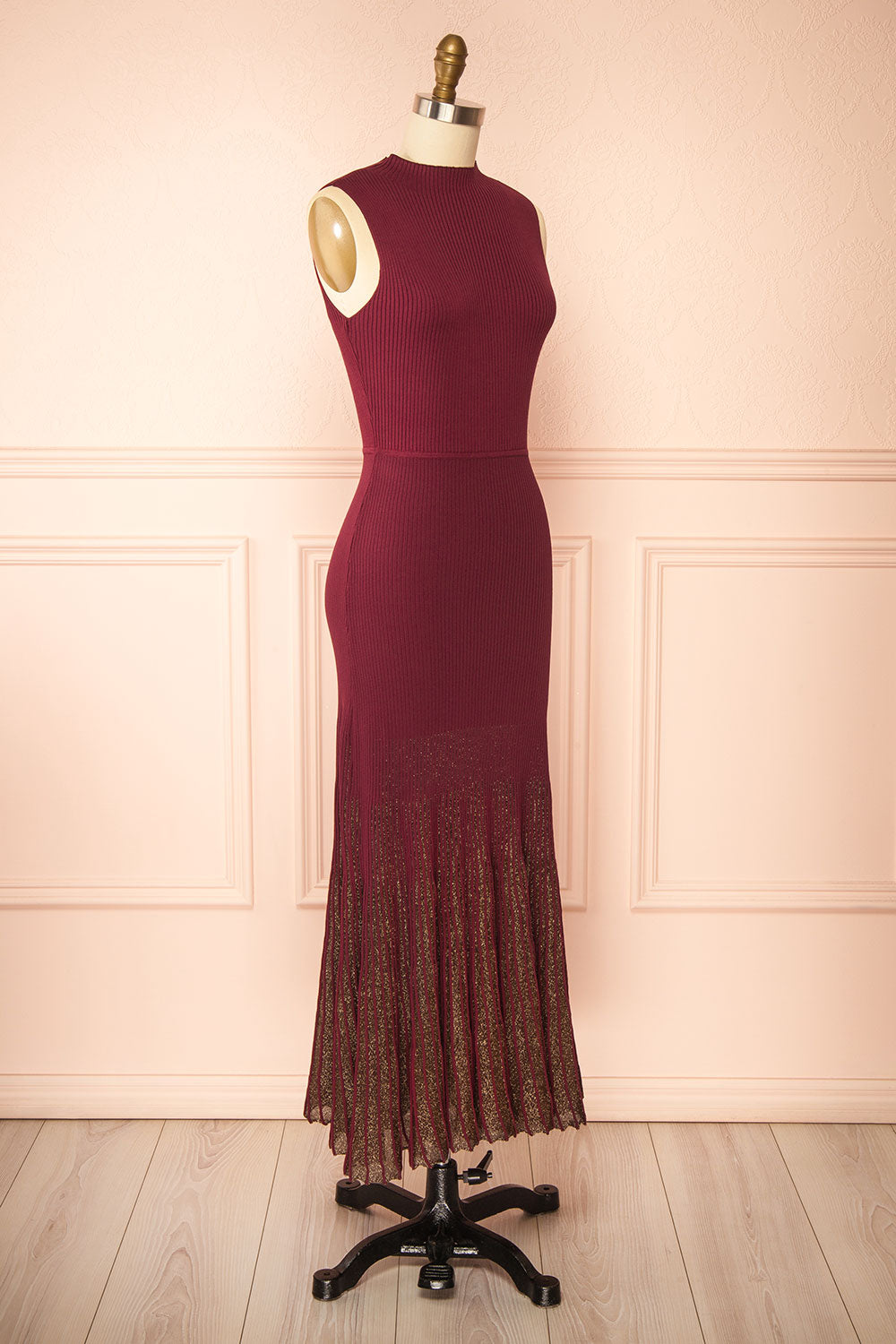 Takanori | Burgundy Sleeveless Ribbed Knit Dress