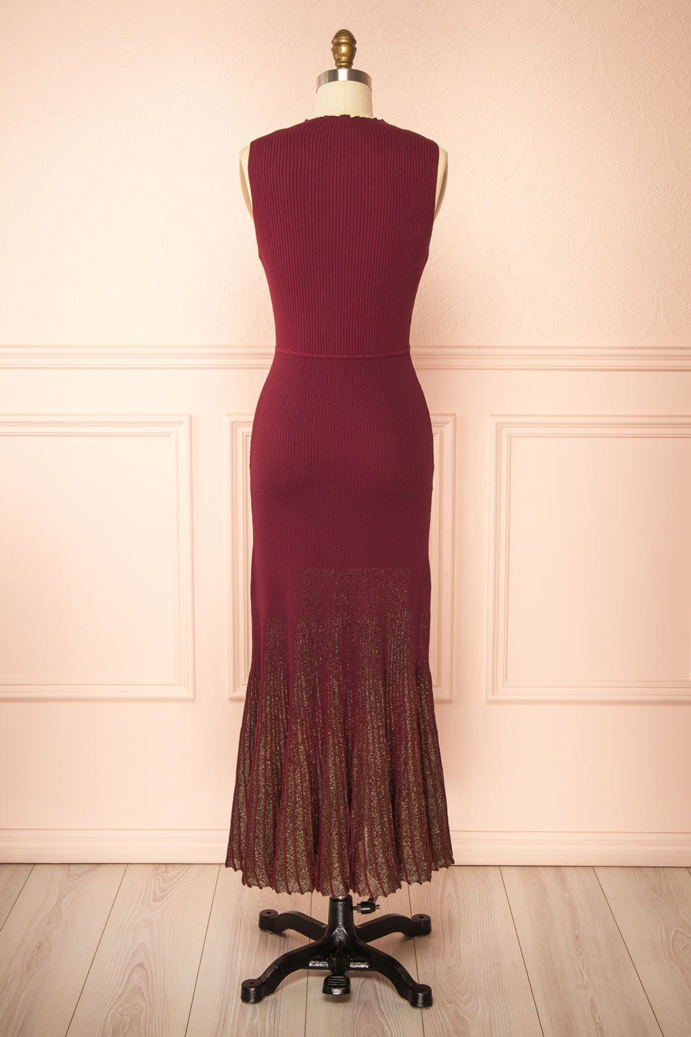 Takanori | Burgundy Sleeveless Ribbed Knit Dress