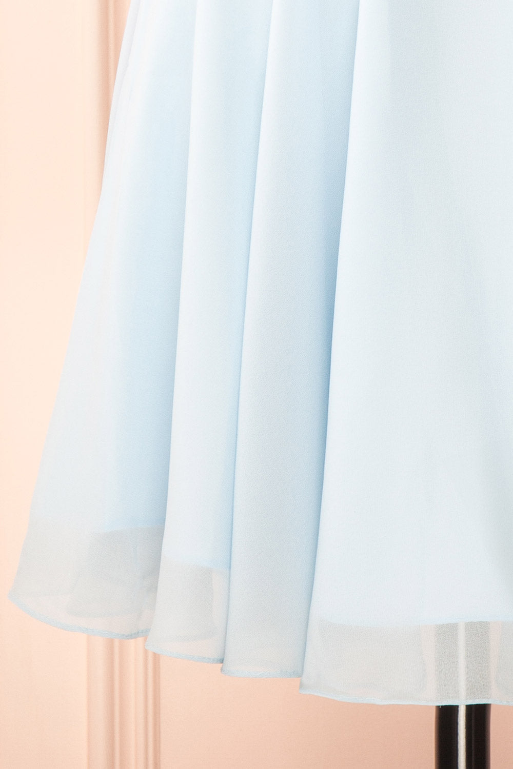 Tamy Light Blue | Short Chiffon Dress with Sweetheart Neckline