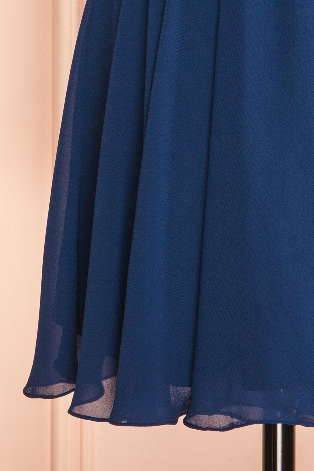 Tamy Navy | Short Chiffon Dress with Sweetheart Neckline