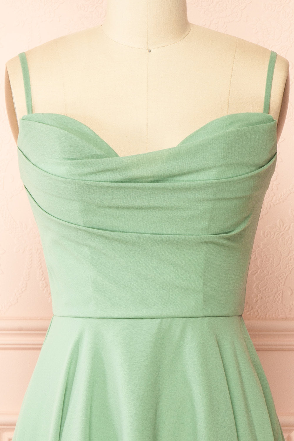 Tamy Sage | Short Chiffon Dress with Sweetheart Neckline
