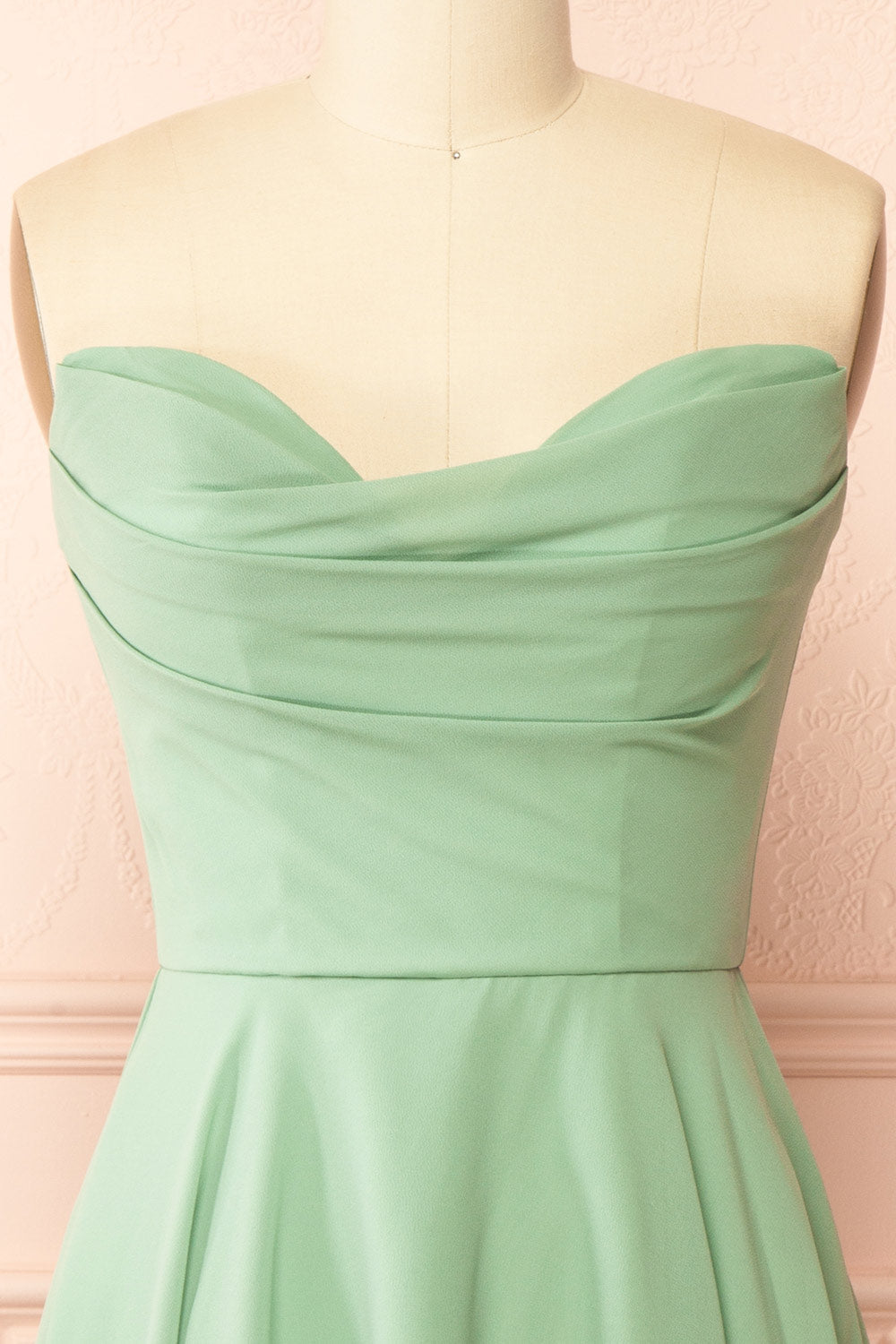 Tamy Sage | Short Chiffon Dress with Sweetheart Neckline
