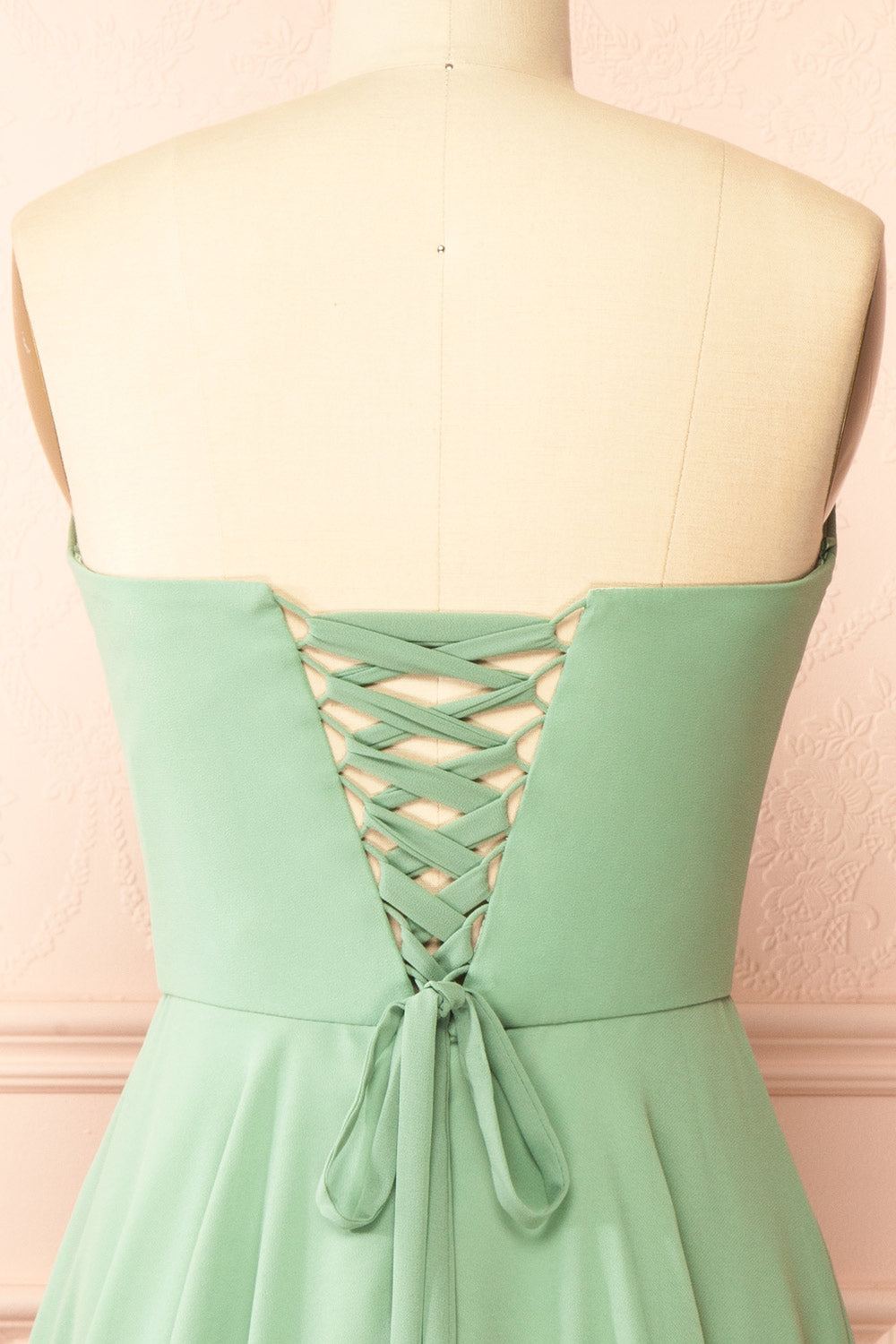 Tamy Sage | Short Chiffon Dress with Sweetheart Neckline