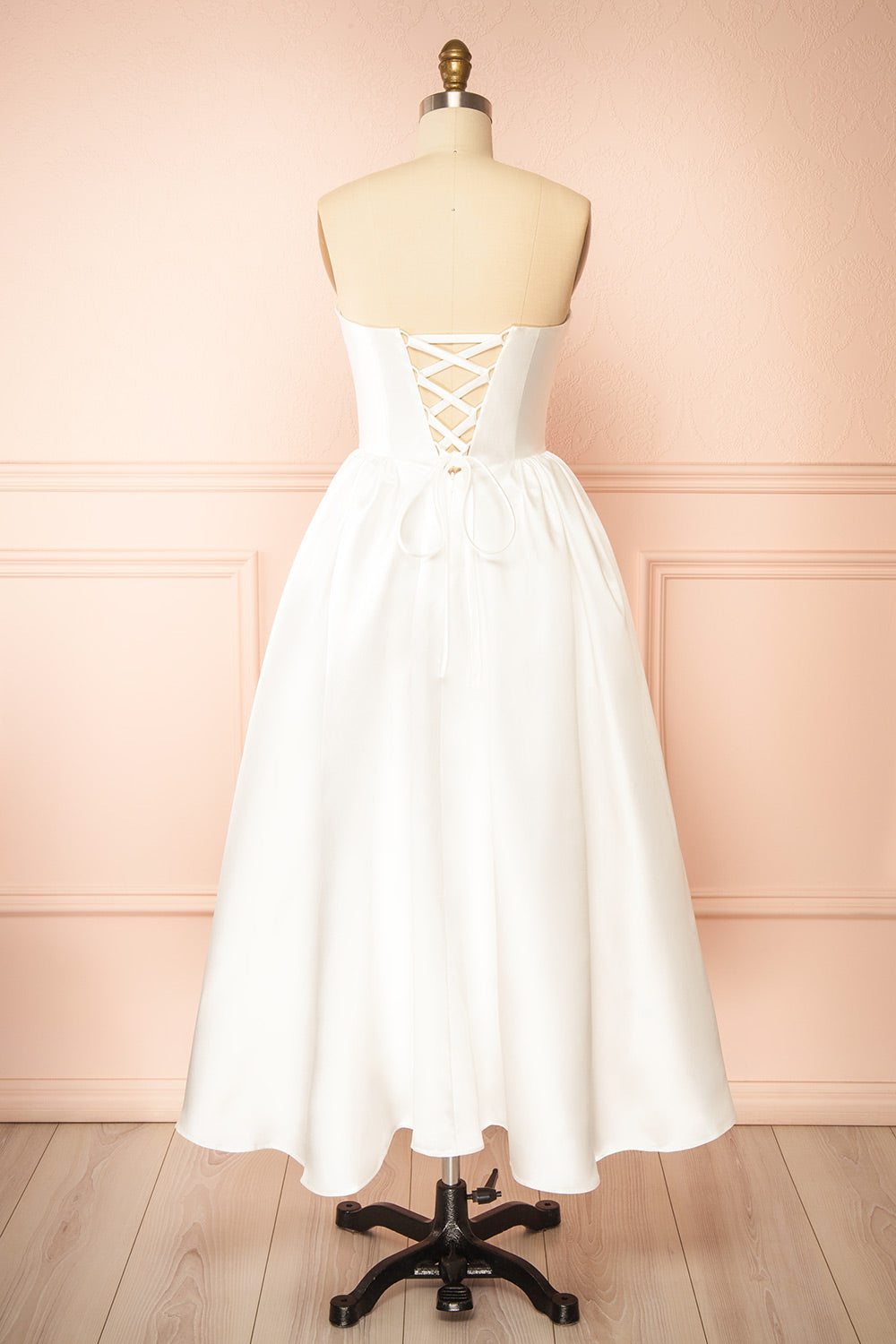 Thalania | Long White Satin Dress with Fitted Bodice and Pockets