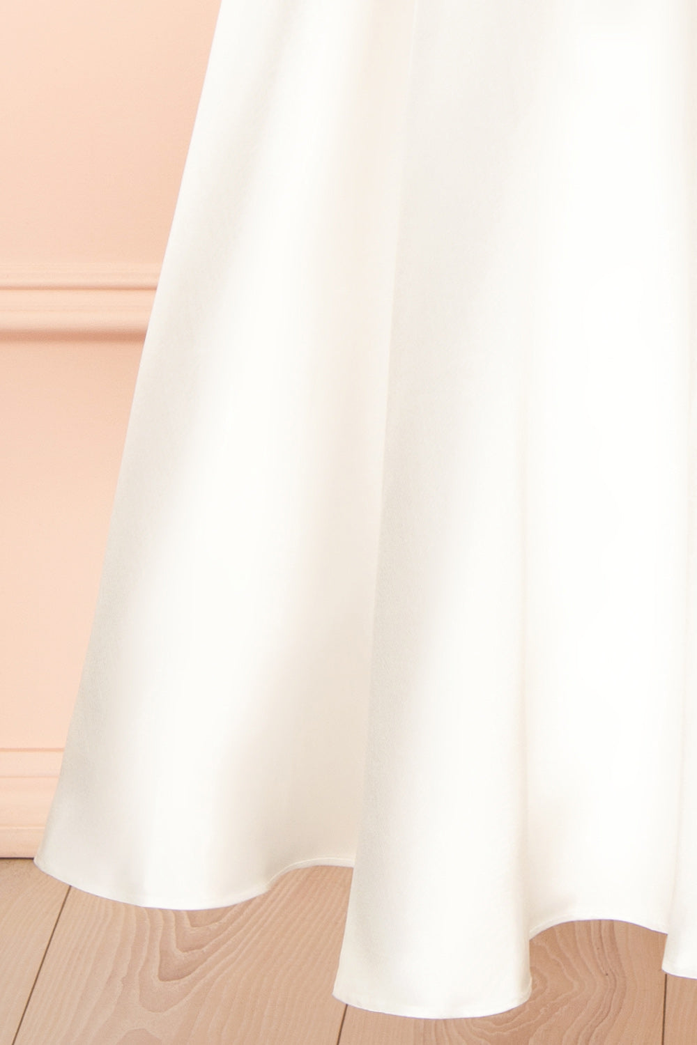 Thalania | Long White Satin Dress with Fitted Bodice and Pockets