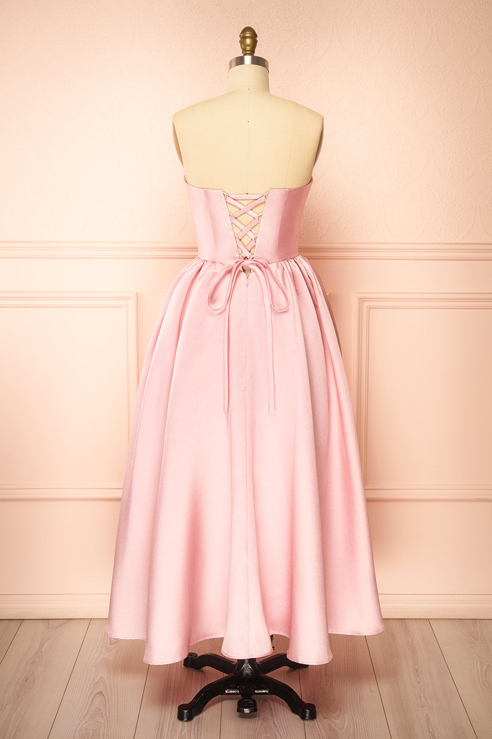 Thalya Blush | Long Satin Dress with Fitted Bodice and Pockets