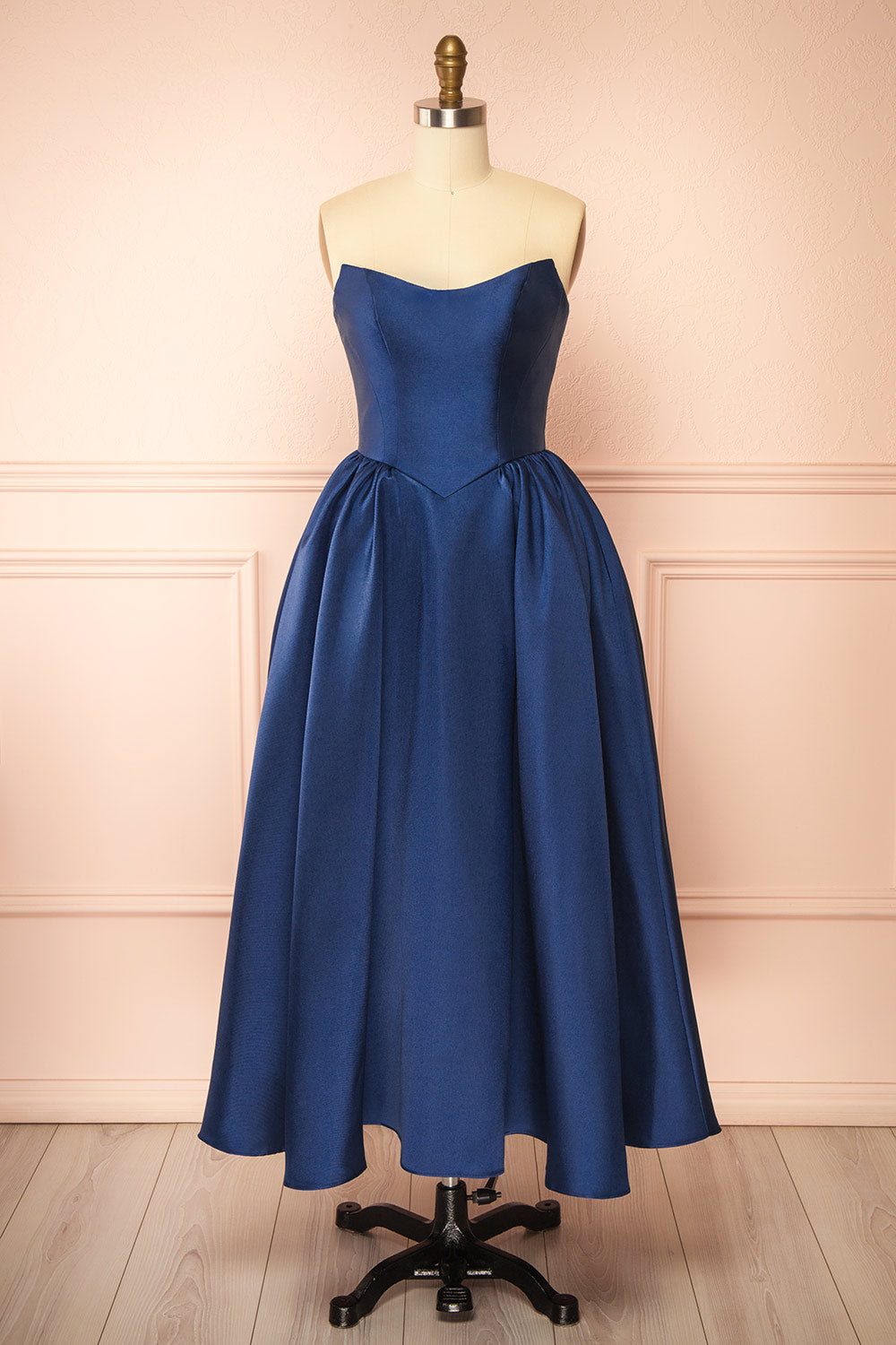 Thalya Navy | Long Satin Dress with Fitted Bodice and Pockets