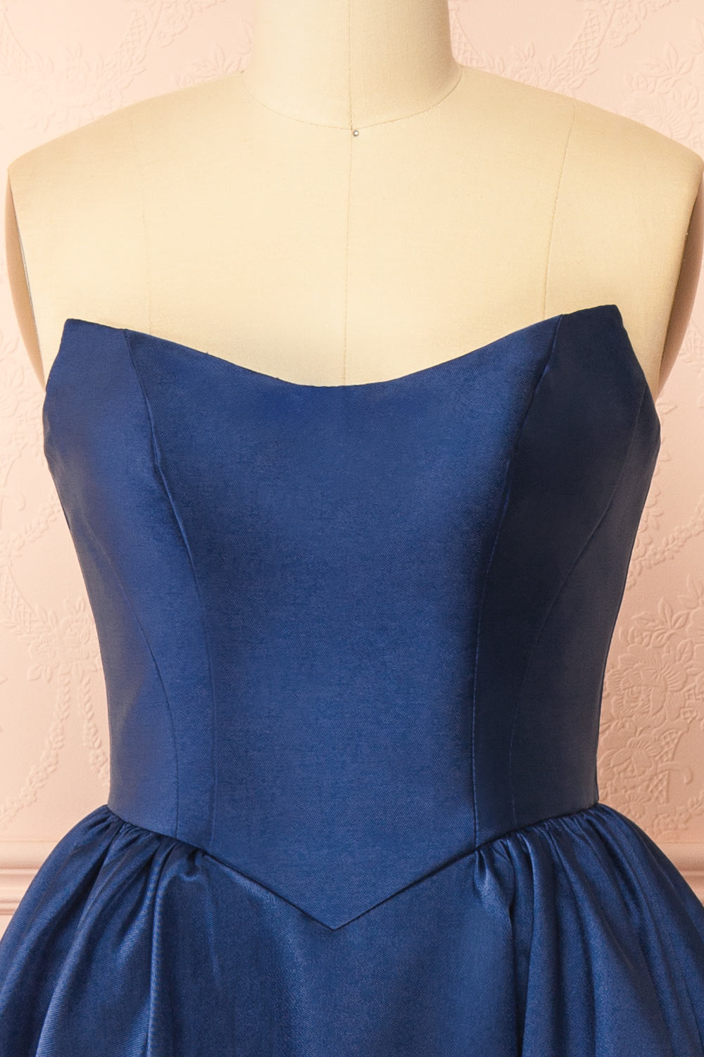 Thalya Navy | Long Satin Dress with Fitted Bodice and Pockets