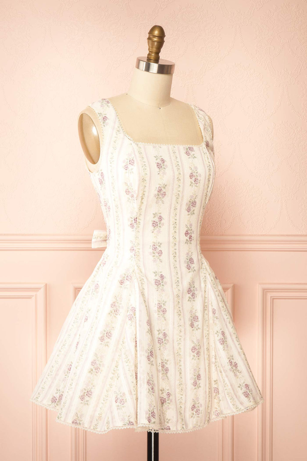 Theane Mauve | Floral Short Dress with Back Bow