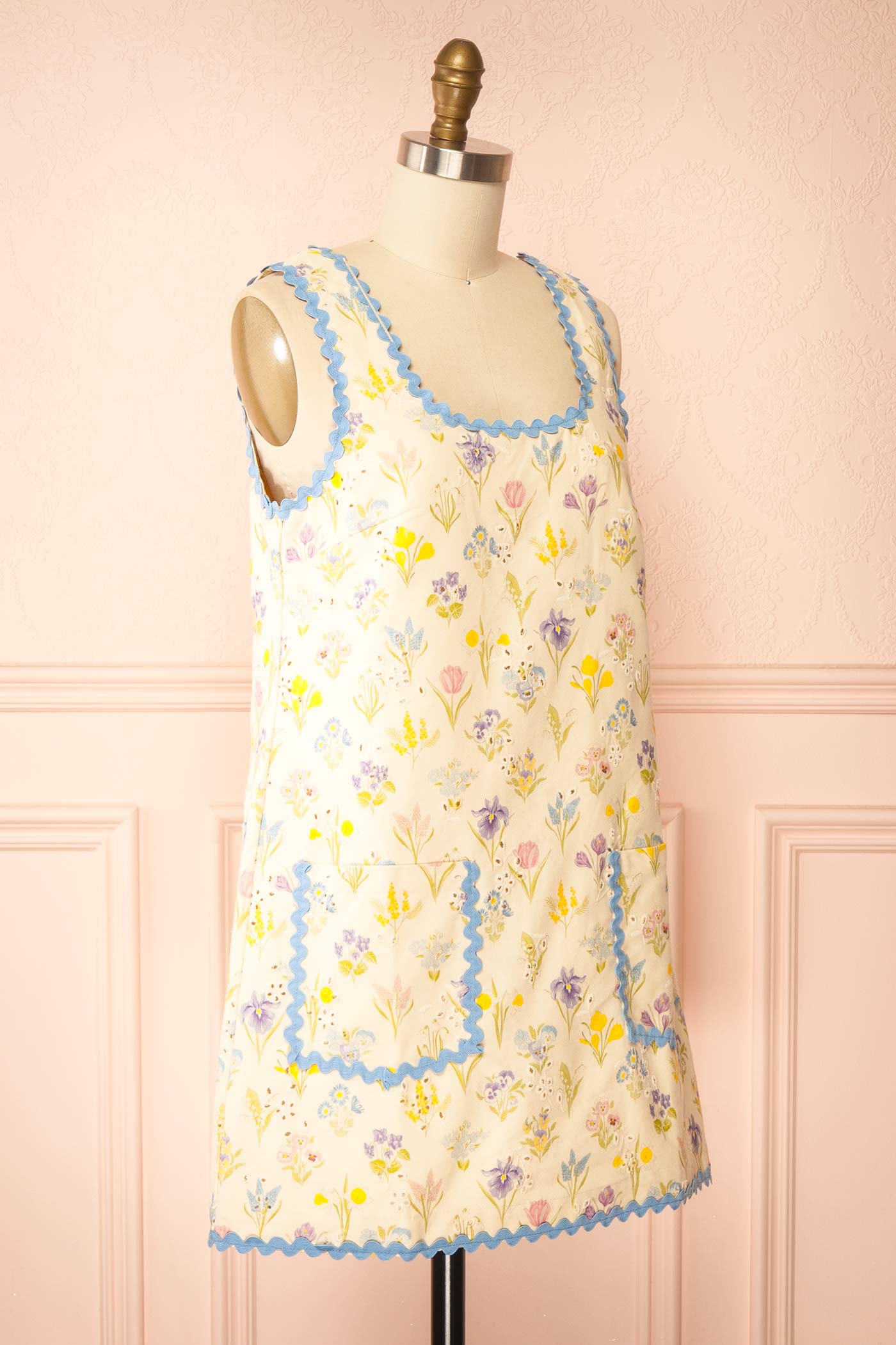 Thessalia | Beige Floral Short Dress with Pockets