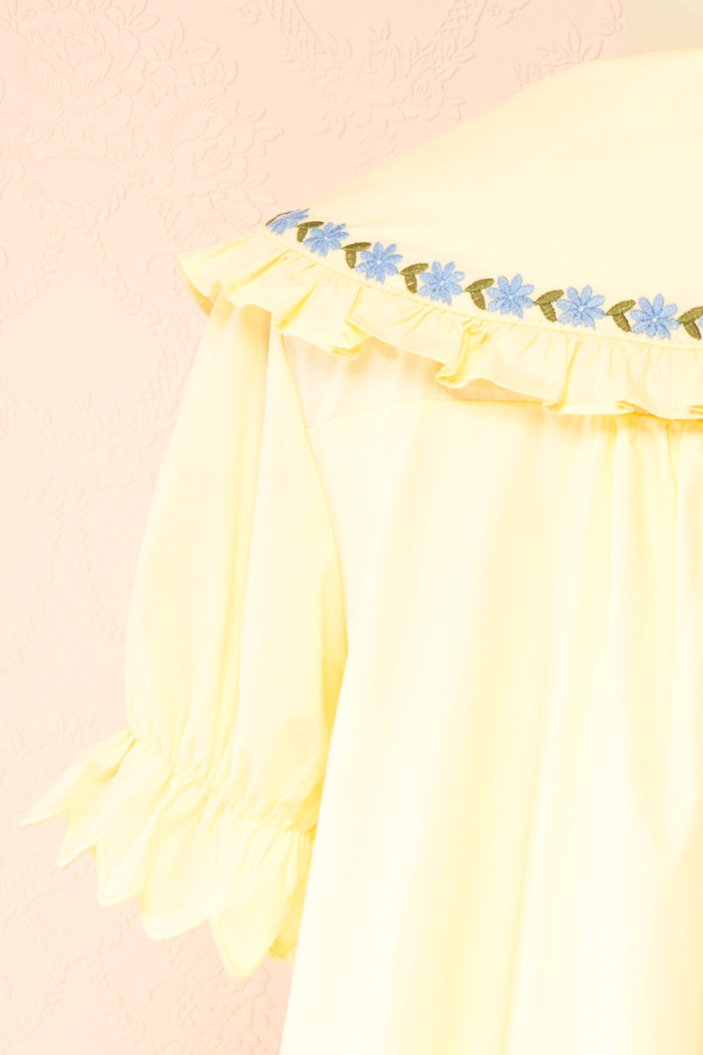 Wilma | Short Yellow Dress with Large Collar