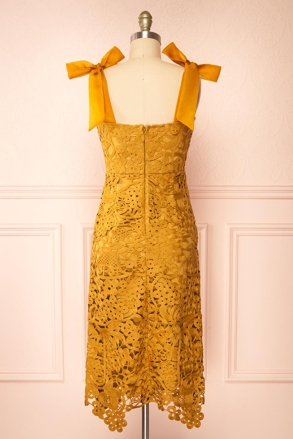 Zelly | Fitted Midi Mustard Crocheted Lace Dress