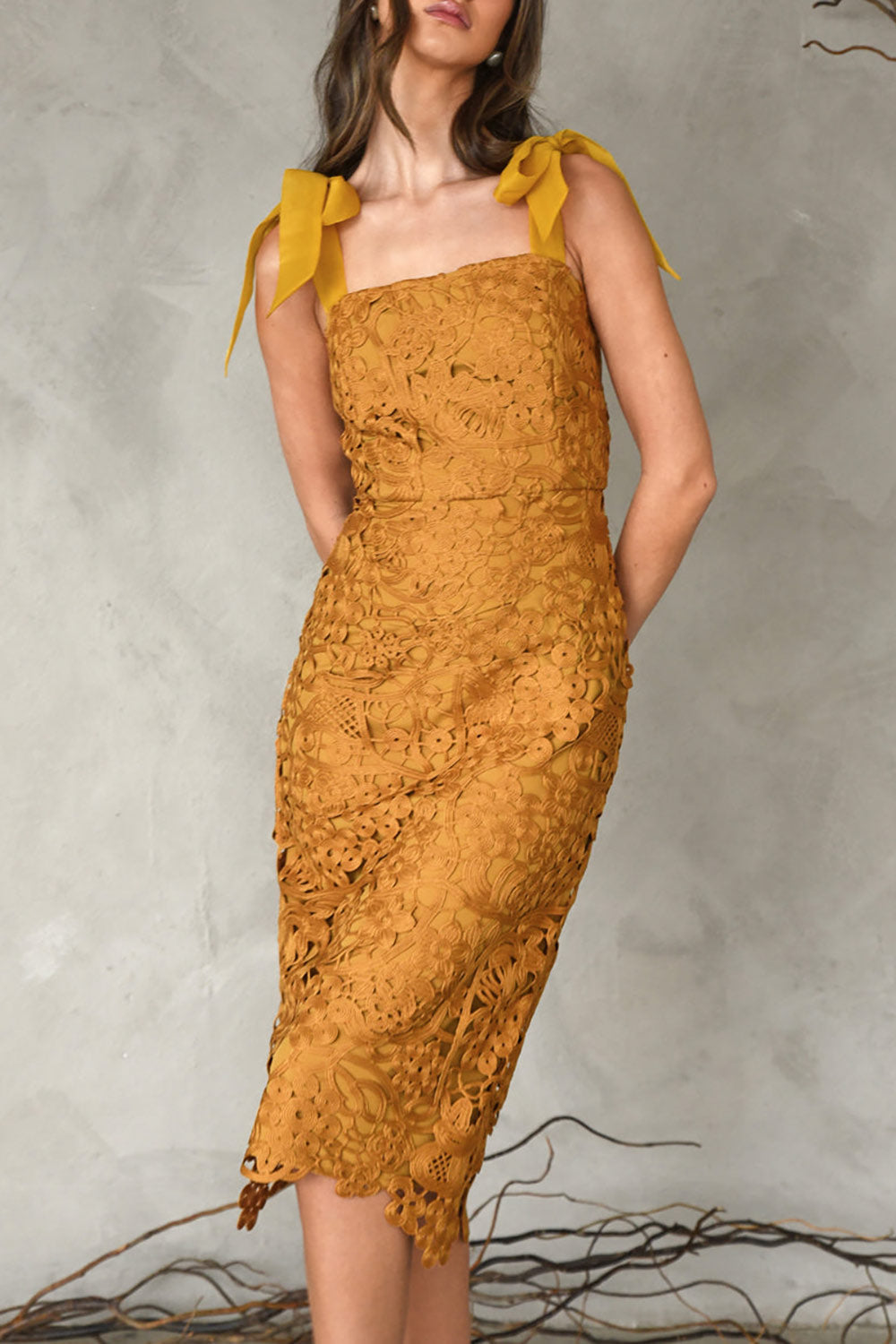 Zelly | Fitted Midi Mustard Crocheted Lace Dress